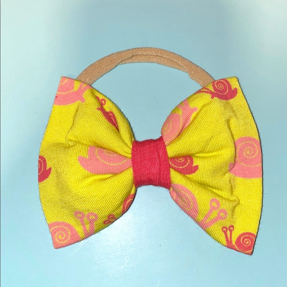 Kickee Snails Bow